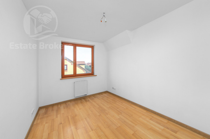 powiat wrocławski, Mirk&oacute;w, R&oacute;żana, Rodzinne mieszkanie z ogrodem i garażem