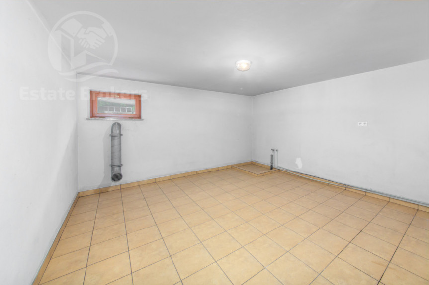 powiat wrocławski, Mirk&oacute;w, R&oacute;żana, Rodzinne mieszkanie z ogrodem i garażem