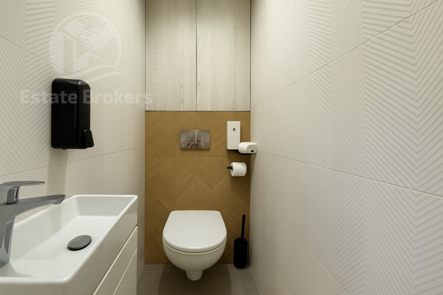 Wrocław, R&oacute;żanka, Chorwacka, Po generalnym remoncie z pięknym widokiem