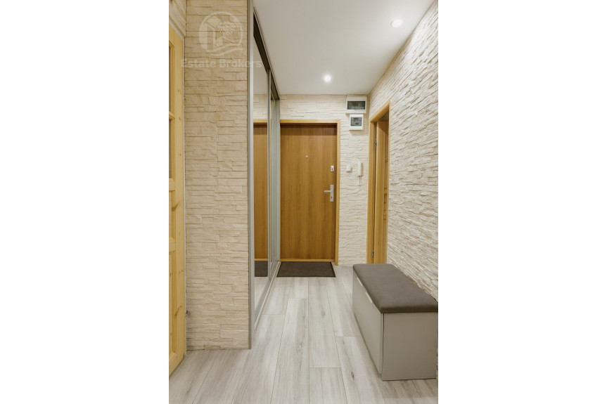 Wrocław, R&oacute;żanka, Chorwacka, Po generalnym remoncie z pięknym widokiem