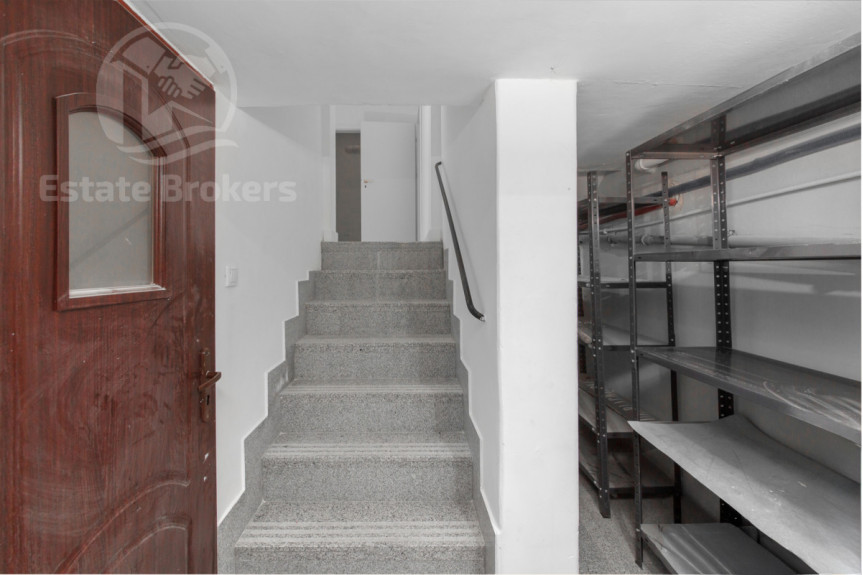 Wrocław, Opor&oacute;w, Lakiernicza, Gotowy lokal usługowy z witryną &ndash; parter | Bez VAT