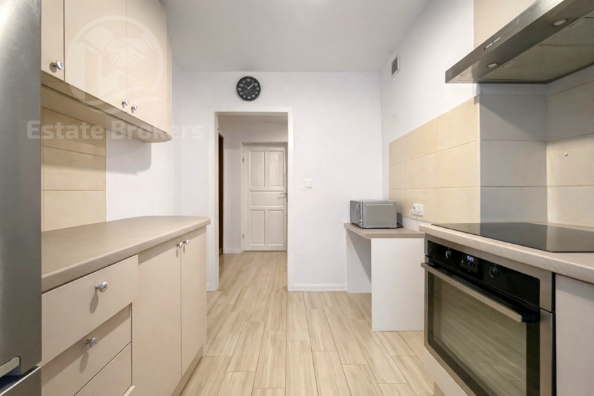 Wrocław, Biskupin, Sp&oacute;łdzielcza, Rozkładowe trzy pokoje na Biskupinie