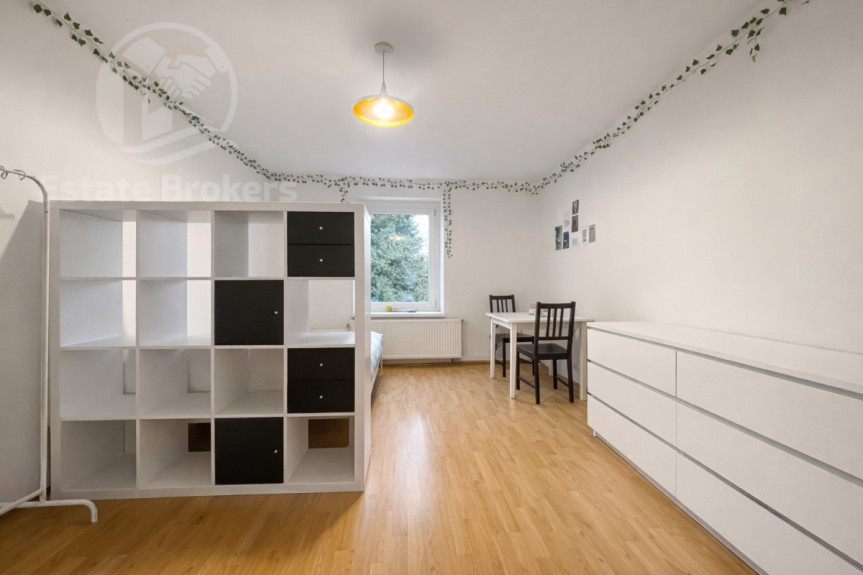 Wrocław, Biskupin, Sp&oacute;łdzielcza, Rozkładowe trzy pokoje na Biskupinie