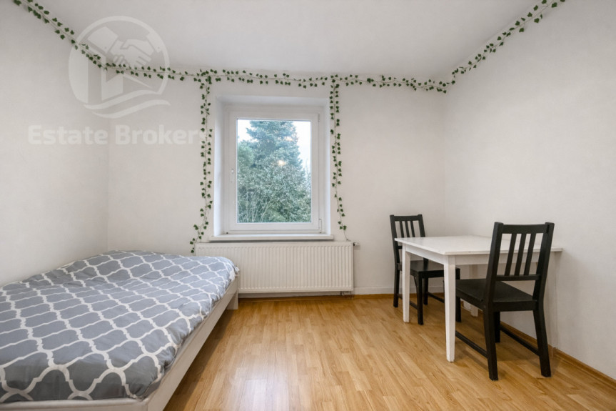 Wrocław, Biskupin, Sp&oacute;łdzielcza, Rozkładowe trzy pokoje na Biskupinie