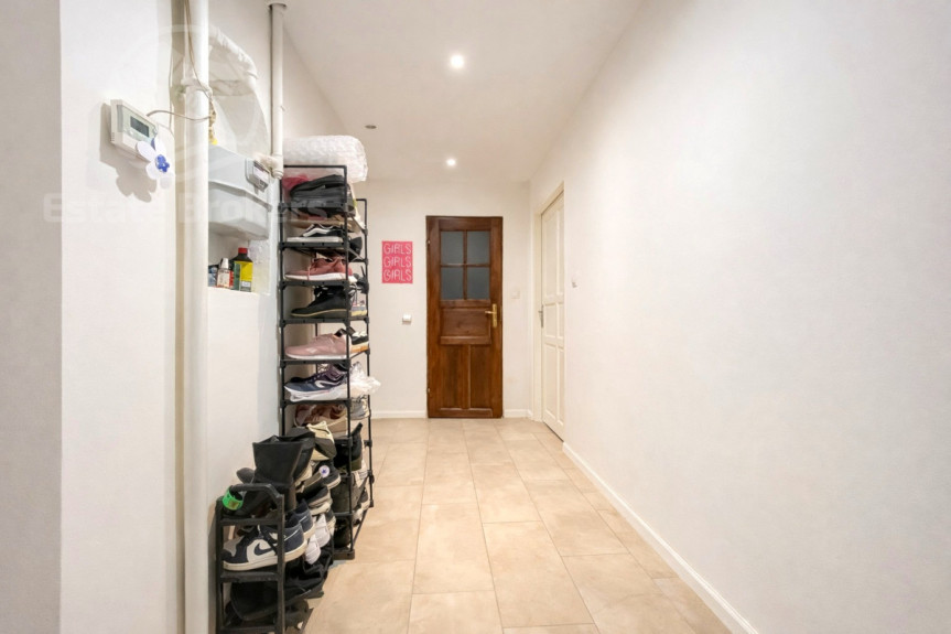 Wrocław, Biskupin, Sp&oacute;łdzielcza, Rozkładowe trzy pokoje na Biskupinie