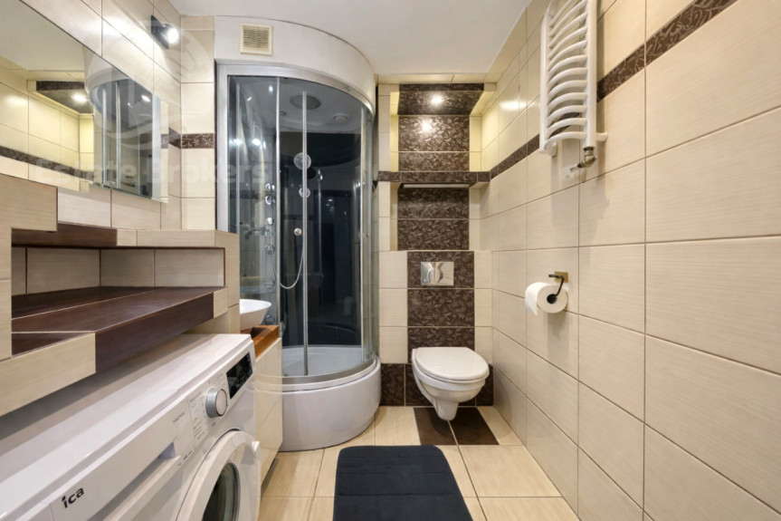 Wrocław, Biskupin, Sp&oacute;łdzielcza, Rozkładowe trzy pokoje na Biskupinie