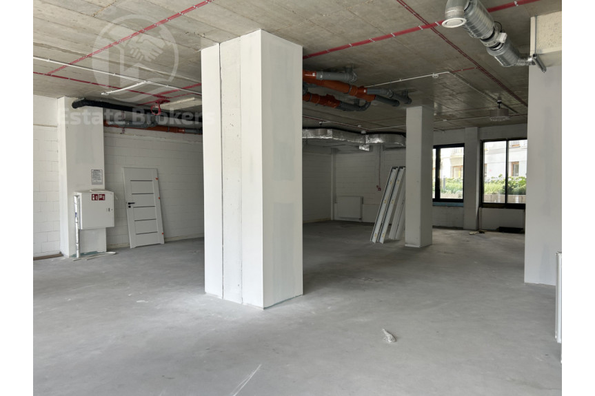 Wrocław, Fabryczna, Grabiszyńska, Adaptacja finansowana przez właściciela