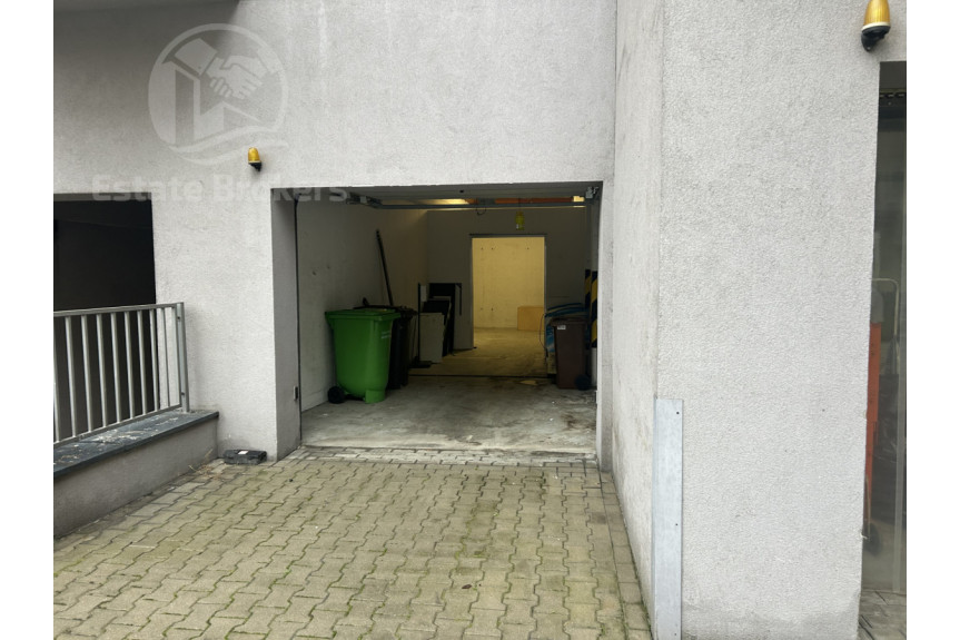 Wrocław, Śr&oacute;dmieście, Pomorska, Lokal handlowy z dużymi witrynami i garażem