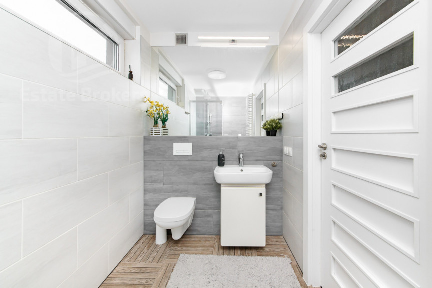 Wrocław, Poświętne, Adama Jerzego Czartoryskiego, Stylowy apartament  Zieleń wok&oacute;ł  2MP