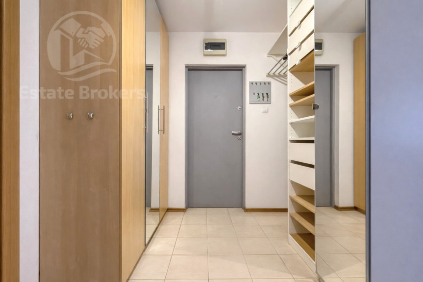 Wrocław, Krzyki, Łączności, Dwustronne mieszkanie dla rodziny z balkonem