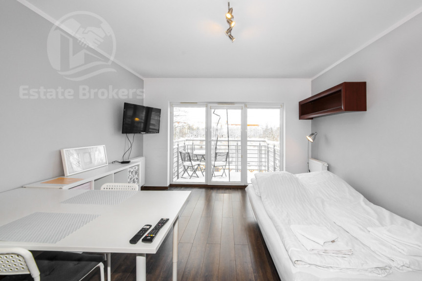 Wrocław, Przedmieście Oławskie, Na Grobli, Kawalerka w centrum z widokiem na rzekę ENG/УКР