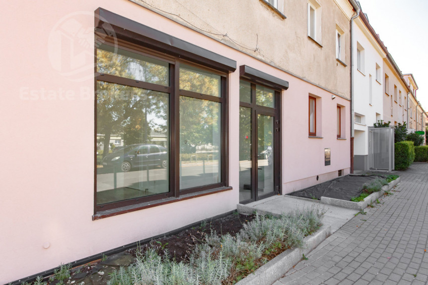 Wrocław, Opor&oacute;w, Lakiernicza, Gotowy lokal usługowy z witryną &ndash; parter | Bez VAT