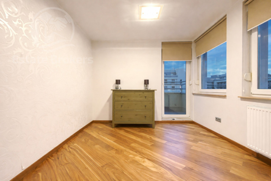 Wrocław, Krzyki, Strońska, Funkcjonalne mieszkanie z dwoma balkonami