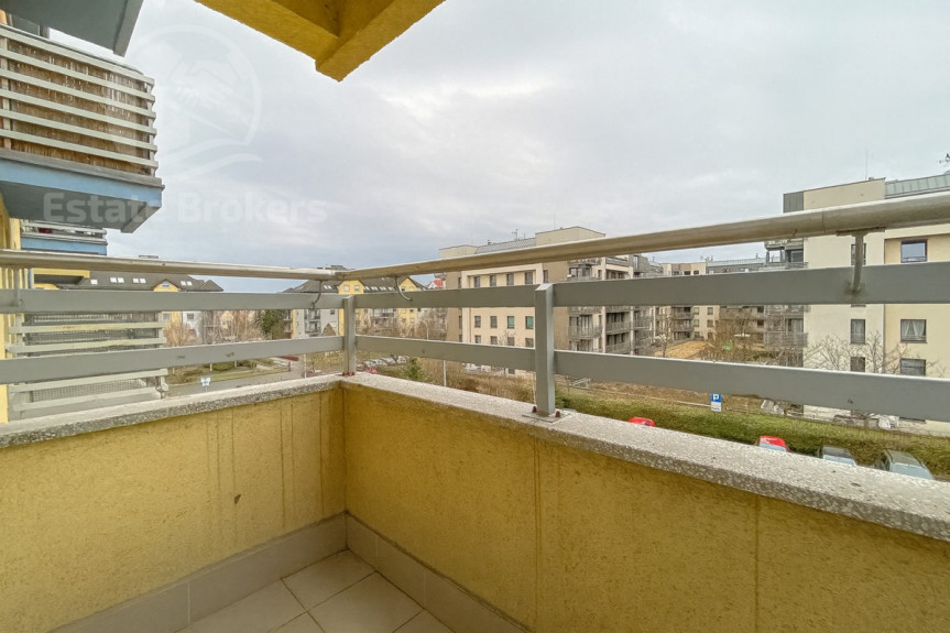 Wrocław, Krzyki, Strońska, Funkcjonalne mieszkanie z dwoma balkonami