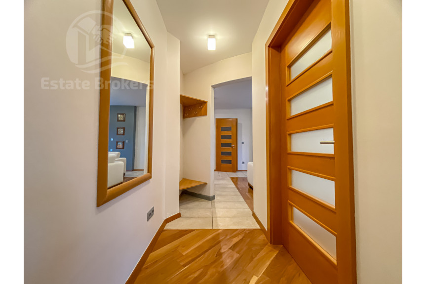 Wrocław, Krzyki, Strońska, Funkcjonalne mieszkanie z dwoma balkonami