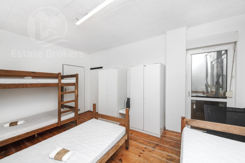 Wrocław, Ołtaszyn, Ułańska, Dom dla pracownik&oacute;w l Na 50 os&oacute;b l Działka 900 m2