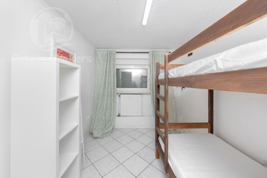 Wrocław, Ołtaszyn, Ułańska, Dom dla pracownik&oacute;w l Na 50 os&oacute;b l Działka 900 m2