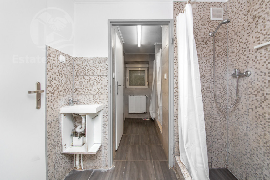 Wrocław, Ołtaszyn, Ułańska, Dom dla pracownik&oacute;w l Na 50 os&oacute;b l Działka 900 m2