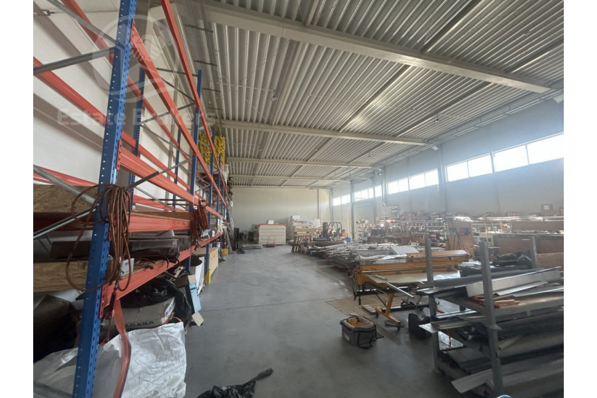 Wrocław, Psie Pole, Kwiatowa, Nowoczesna hala-doskonała komunikacja