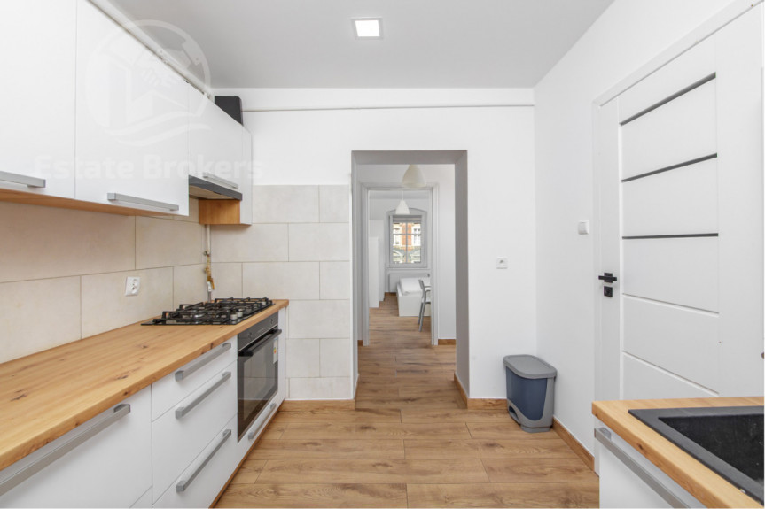 Wrocław, Śr&oacute;dmieście, Słowiańska, 4 pokoje / po remoncie/ już z NAJEMCĄ