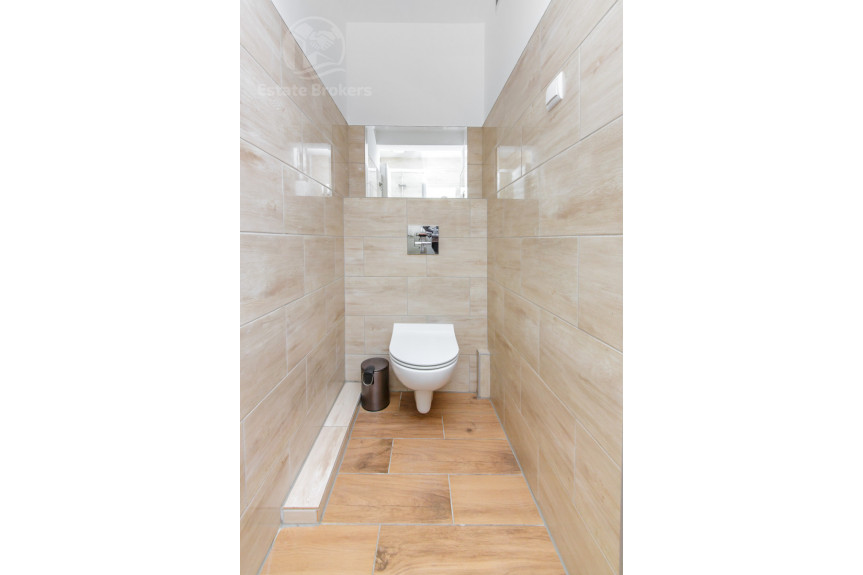 Wrocław, Śr&oacute;dmieście, Słowiańska, 4 pokoje / po remoncie/ już z NAJEMCĄ