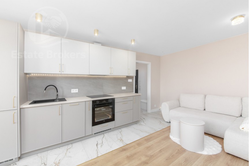 Wrocław, Fabryczna, Jerzego Bajana, Po remoncie generalnym l 3 pokoje + piwnica