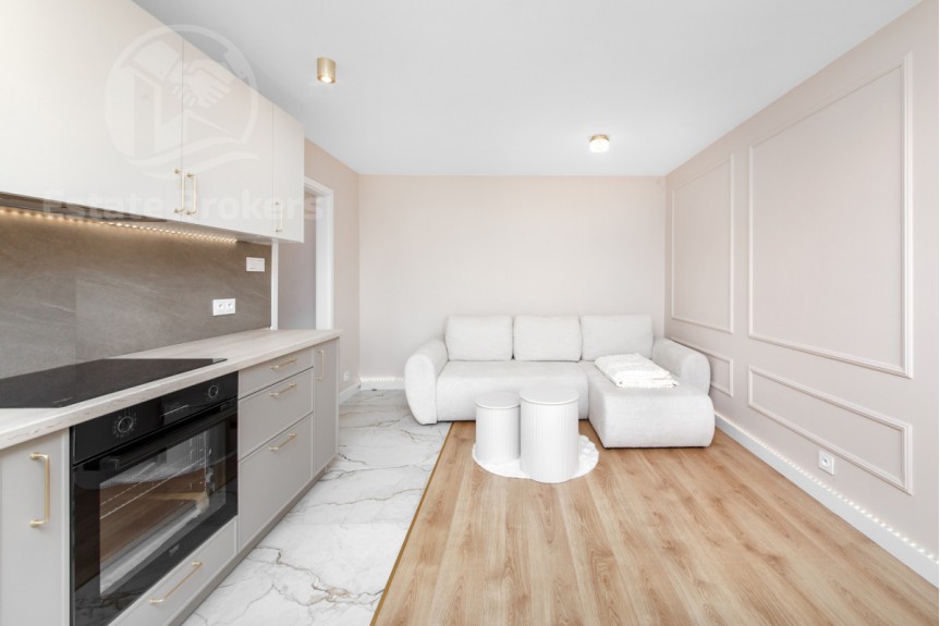 Wrocław, Fabryczna, Jerzego Bajana, Po remoncie generalnym l 3 pokoje + piwnica