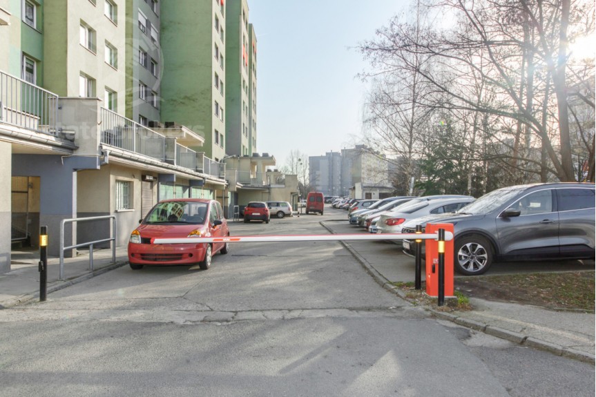 Wrocław, Fabryczna, Jerzego Bajana, Po remoncie generalnym l 3 pokoje + piwnica