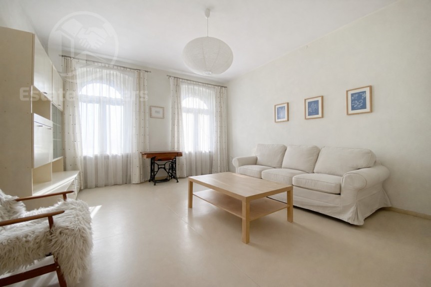 dolnośląskie, Wrocław, Krzyki, Komuny Paryskiej, Rozkładowe mieszkani | Duży metraż | Centrum