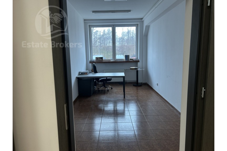 Wrocław, Tarnogaj, Opolska, Hala z suwnicą -3 duże bramy