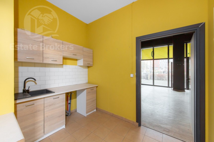 Wrocław, Przedmieście Oławskie, Gen. Kazimierza Pułaskiego, Lokal inwestycyjny-duży ruch