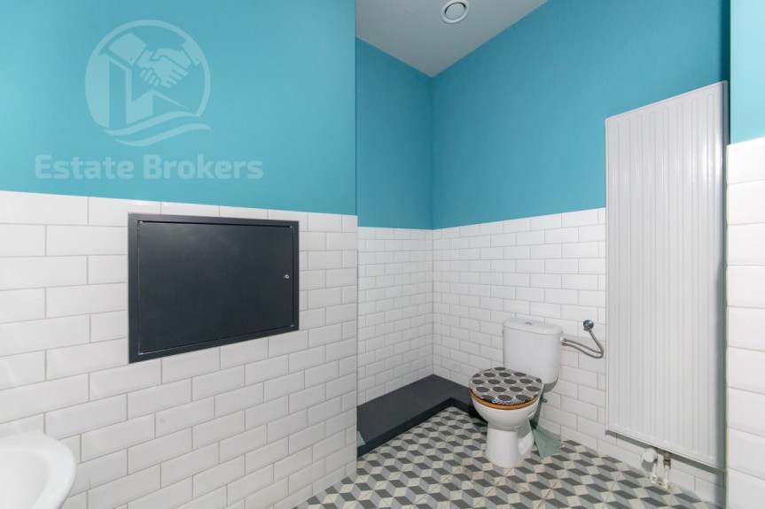 Wrocław, Przedmieście Oławskie, Gen. Kazimierza Pułaskiego, Lokal inwestycyjny-duży ruch