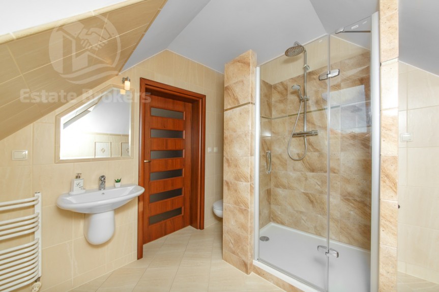 powiat wrocławski, Ż&oacute;rawina, Sportowa, Funkcjonalny dom dla rodziny lub pod działalność