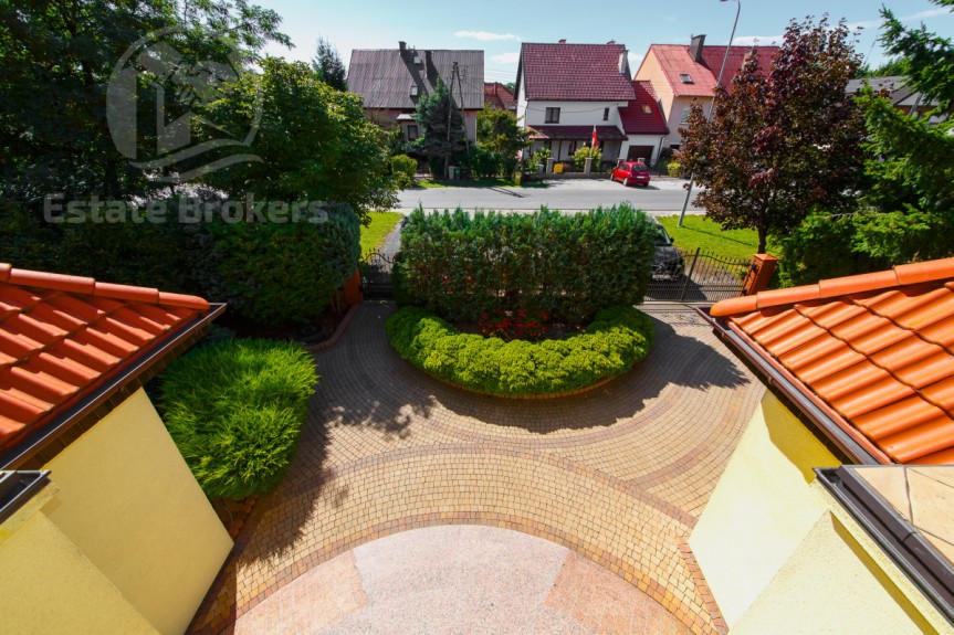 powiat wrocławski, Ż&oacute;rawina, Sportowa, Funkcjonalny dom dla rodziny lub pod działalność