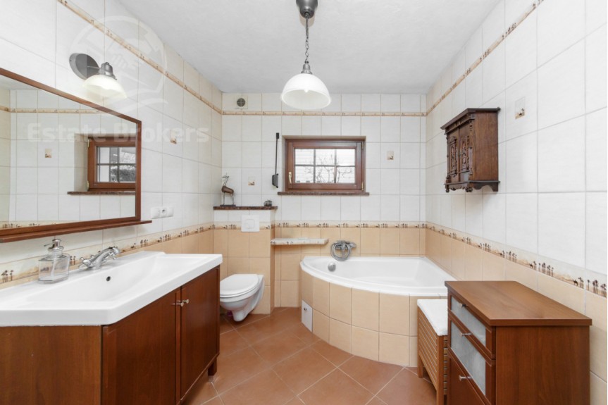 powiat trzebnicki, Trzebnica, Oleśnicka, Dom 176 m&sup2; przy lesie, duża działka