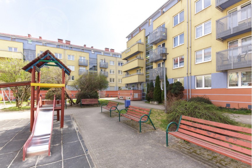 Wrocław, Tarnogaj, Świeradowska, Dwupoziomowe 3 pokoje | Balkon | Widok na patio