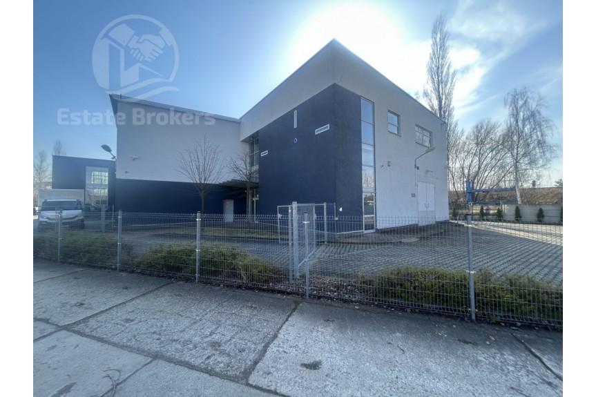 Wrocław, Fabryczna, Hala magazynowo-biurowa niedaleko centrum