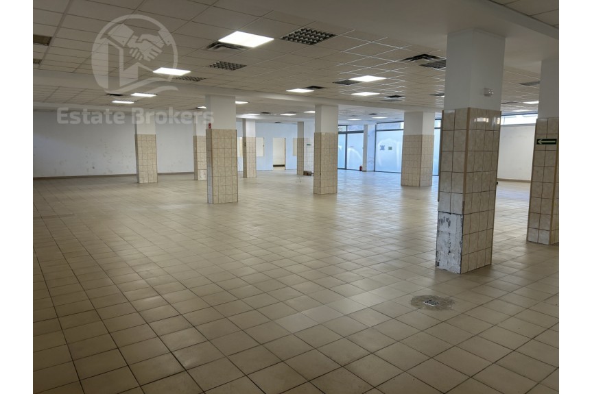 dolnośląskie, Wrocław, Nowy Dw&oacute;r, Gubińska, Duża powierzchnia pod handel i usługi