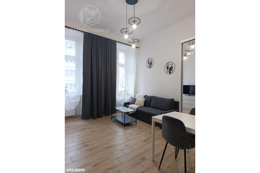 Wrocław, Stare Miasto, Św. Mikołaja, Rozkładowe 2 pokoje  Wysokie sufity