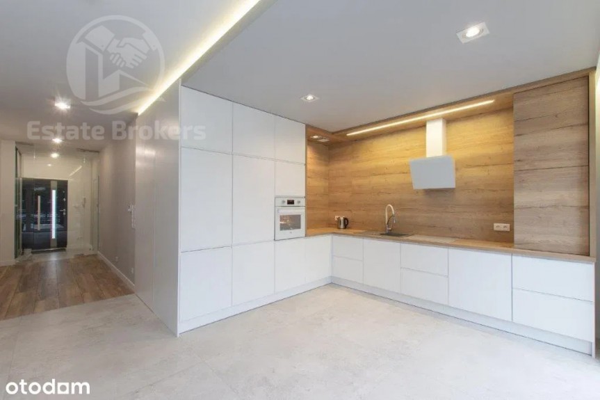 Wrocław, Krzyki, Gen. Stefana Grota-Roweckiego, Dom bliźniak 168 m&sup2; na zamkniętym osiedlu