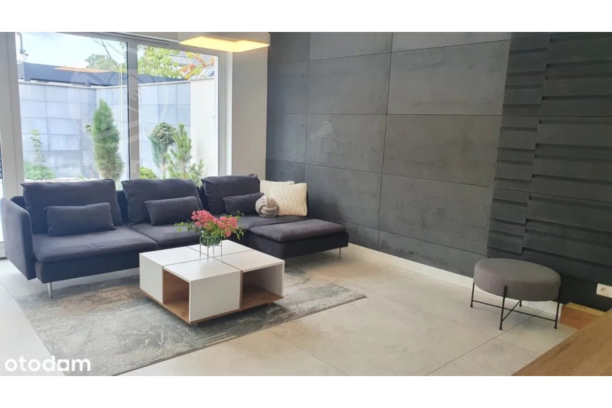 Wrocław, Krzyki, Gen. Stefana Grota-Roweckiego, Dom bliźniak 168 m&sup2; na zamkniętym osiedlu