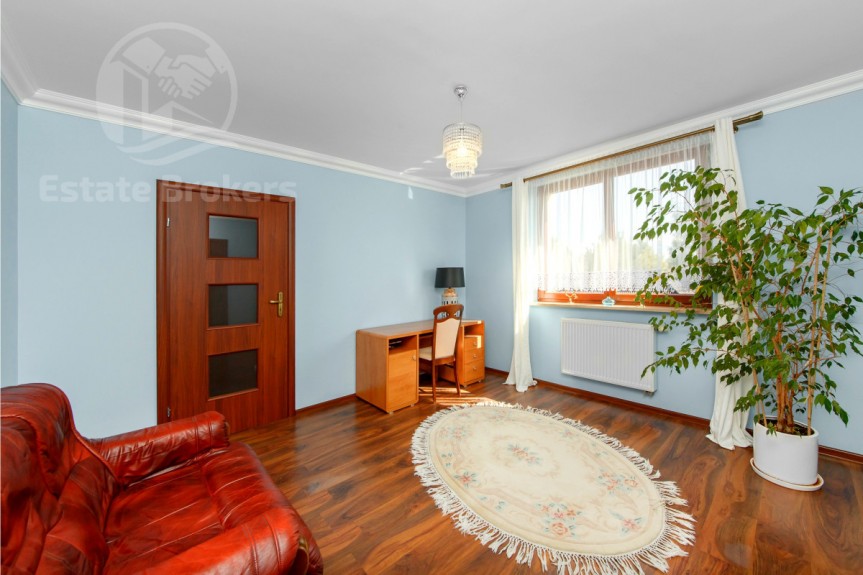 powiat wrocławski, Ż&oacute;rawina, Sportowa, Funkcjonalny dom dla rodziny lub pod działalność