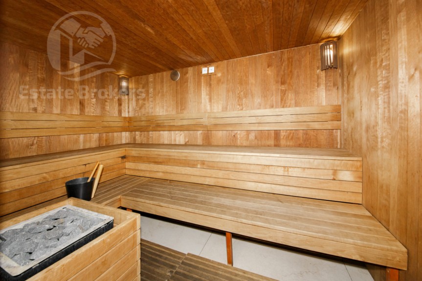 Wrocław, Przedmieście Oławskie, Walońska, Angel City  Centrum  Od zaraz  Siłownia