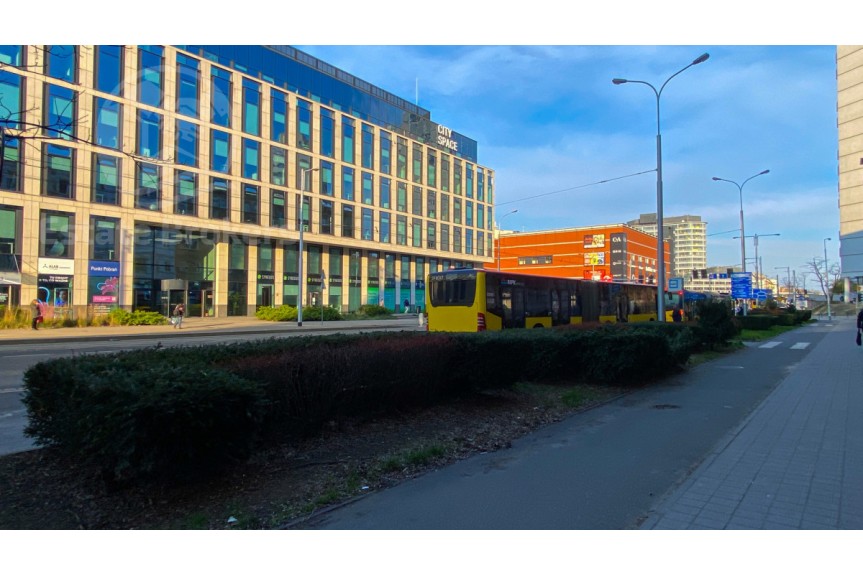 Wrocław, Śr&oacute;dmieście, Marii Curie-Skłodowskiej, Gotowy lokal z witryną w studentska okolicy