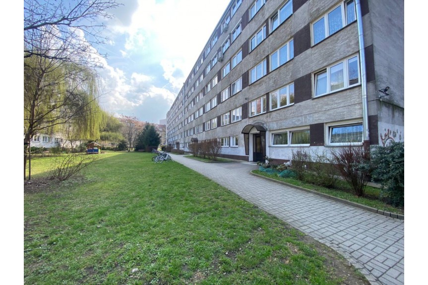 Wrocław, Krzyki, Jantarowa, obok SkyTower 3 pokoje z windą