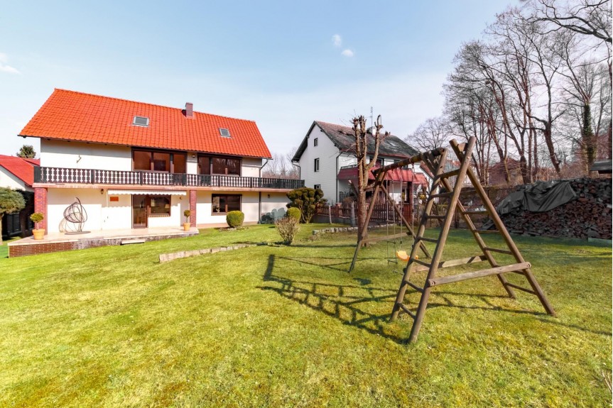trzebnicki, Trzebnica, Oleśnicka, Dom 176 m&sup2; przy lesie, duża działka