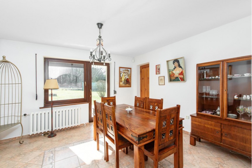 trzebnicki, Trzebnica, Oleśnicka, Dom 176 m&sup2; przy lesie, duża działka