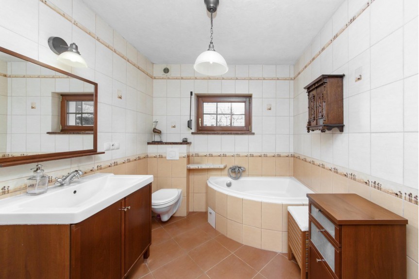 trzebnicki, Trzebnica, Oleśnicka, Dom 176 m&sup2; przy lesie, duża działka