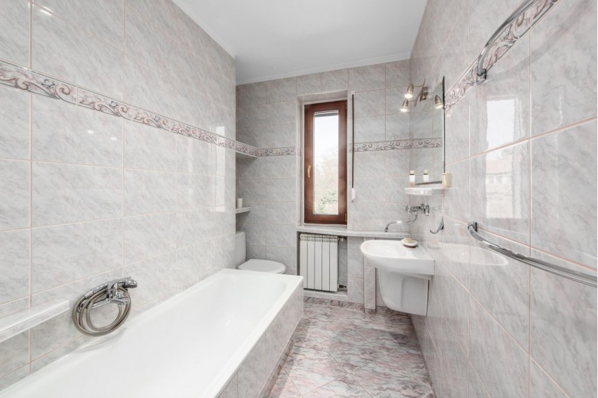 trzebnicki, Trzebnica, Oleśnicka, Dom 176 m&sup2; przy lesie, duża działka