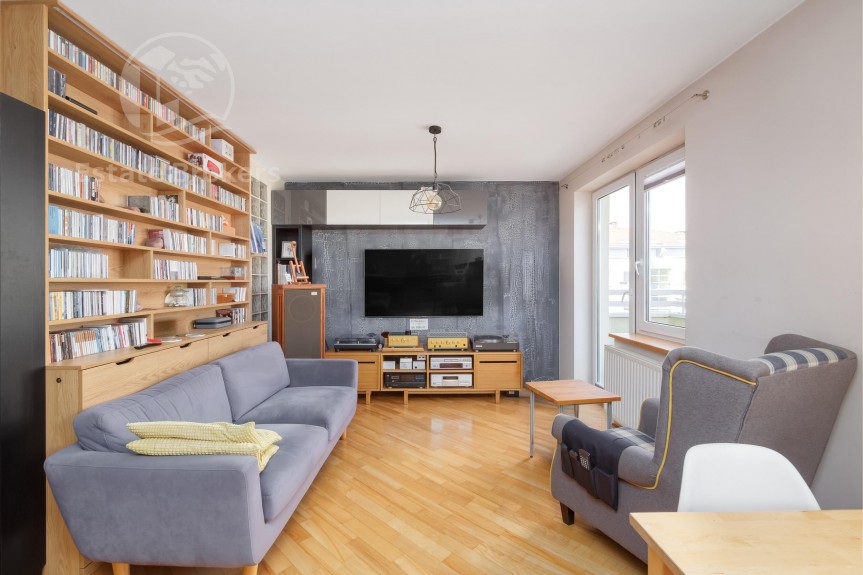 Wrocław, Wrocław-Krzyki, Gaj, Świeradowska, Dwupoziomowe 3 pokoje | Balkon | Widok na patio